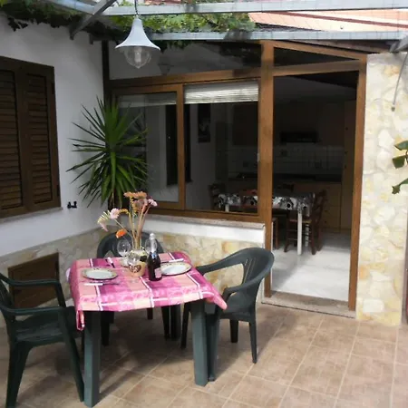 Residenza Romantica شقة فندقية تروبيا