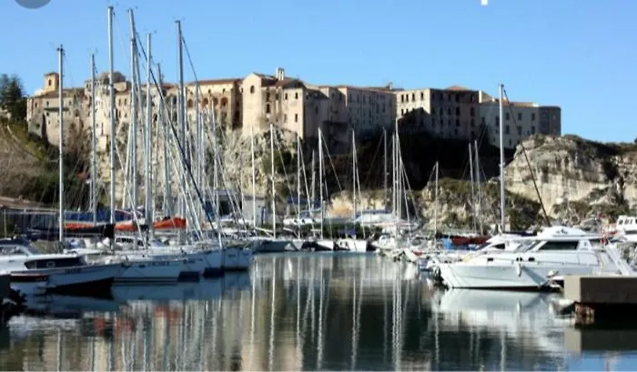 Residenza Romantica מלון דירות 3*