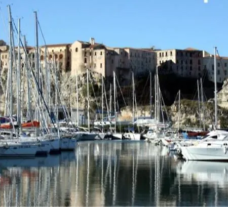 Residenza Romantica Aparthotel 3*