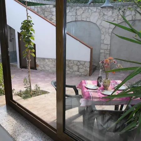Residenza Romantica Ξενοδοχείο με διαμερίσματα 3*